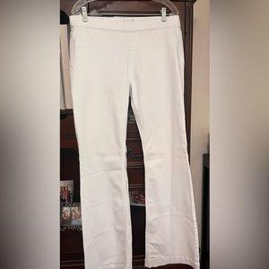 White Cello pull on flare leg jeans. NWOT size XL
